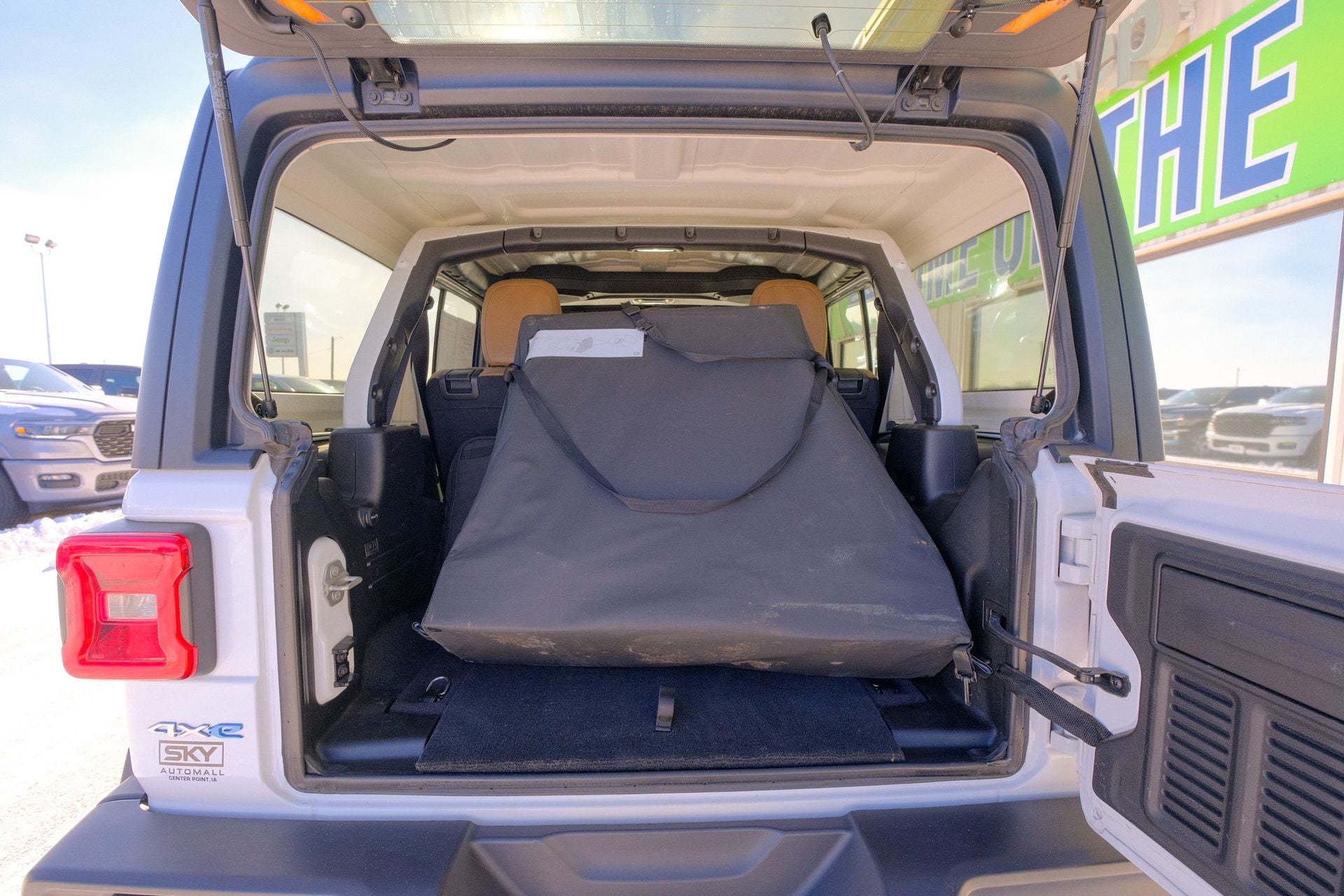 2023 Jeep Wrangler 4xe Sahara 4x4