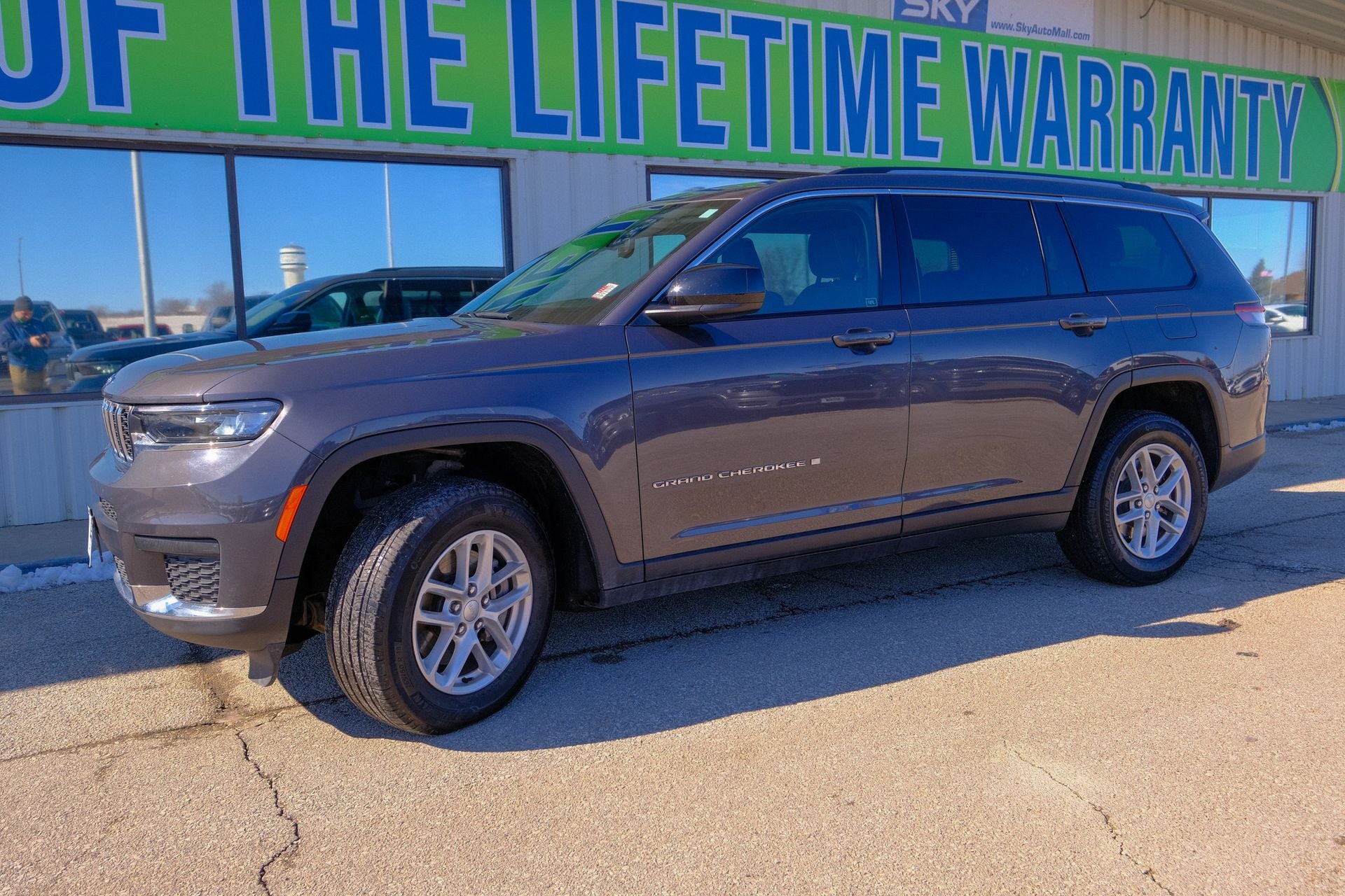 2024 Jeep Grand Cherokee L Laredo 4x4