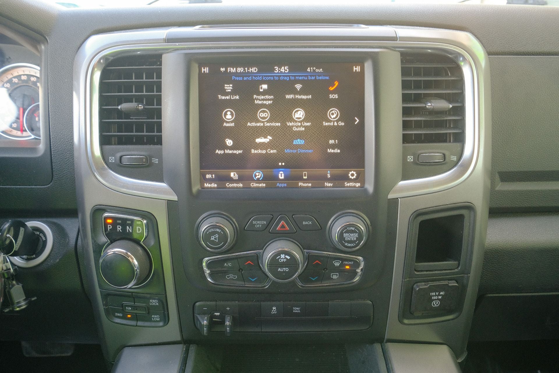 2023 RAM 1500 Classic SLT Crew Cab 4x4 5'7' Box