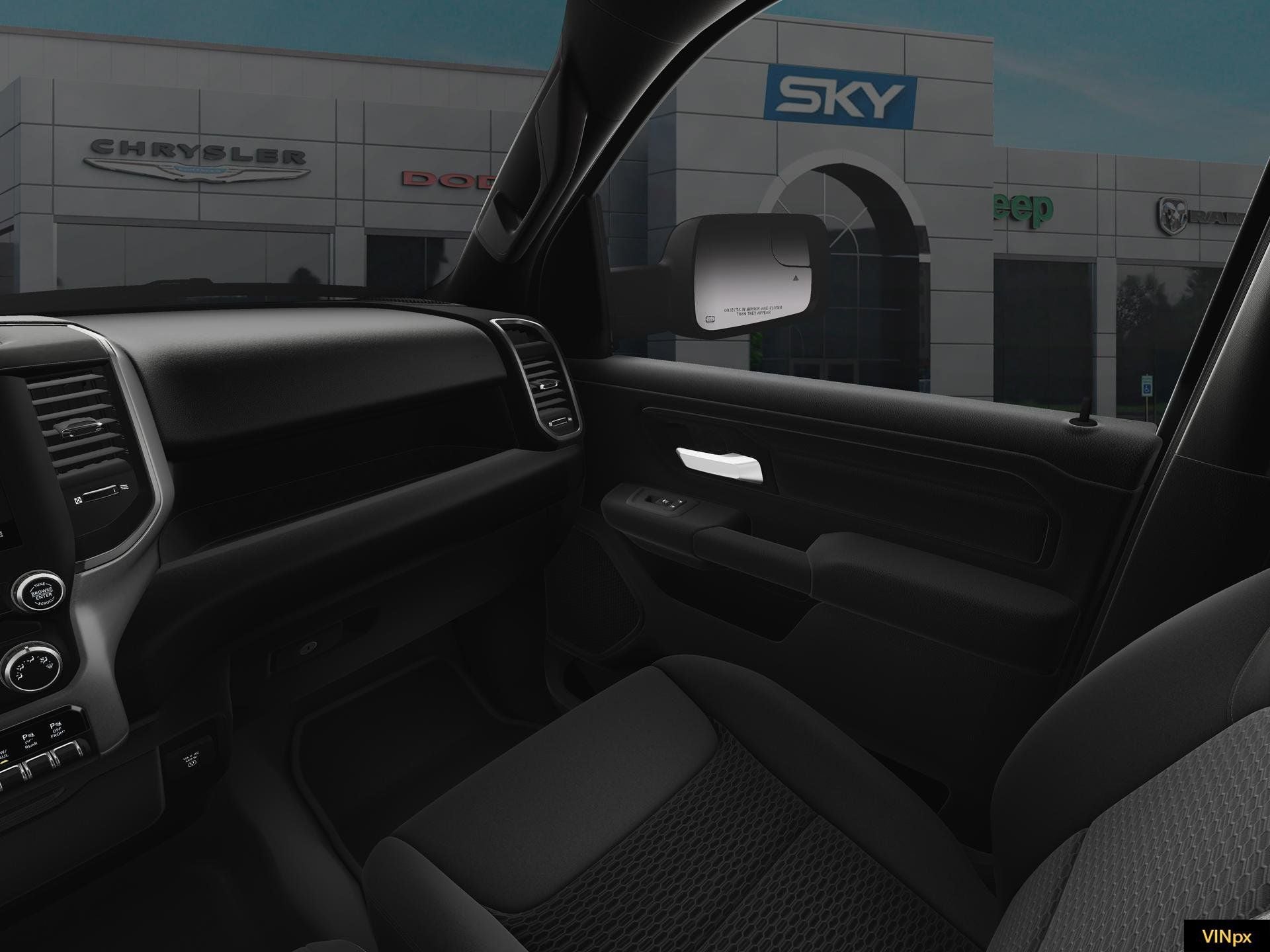 2025 RAM Ram 1500 RAM 1500 TRADESMAN QUAD CAB 4X4 6'4' BOX