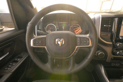 2025 RAM 1500 Tradesman Crew Cab 4x4 5'7' Box