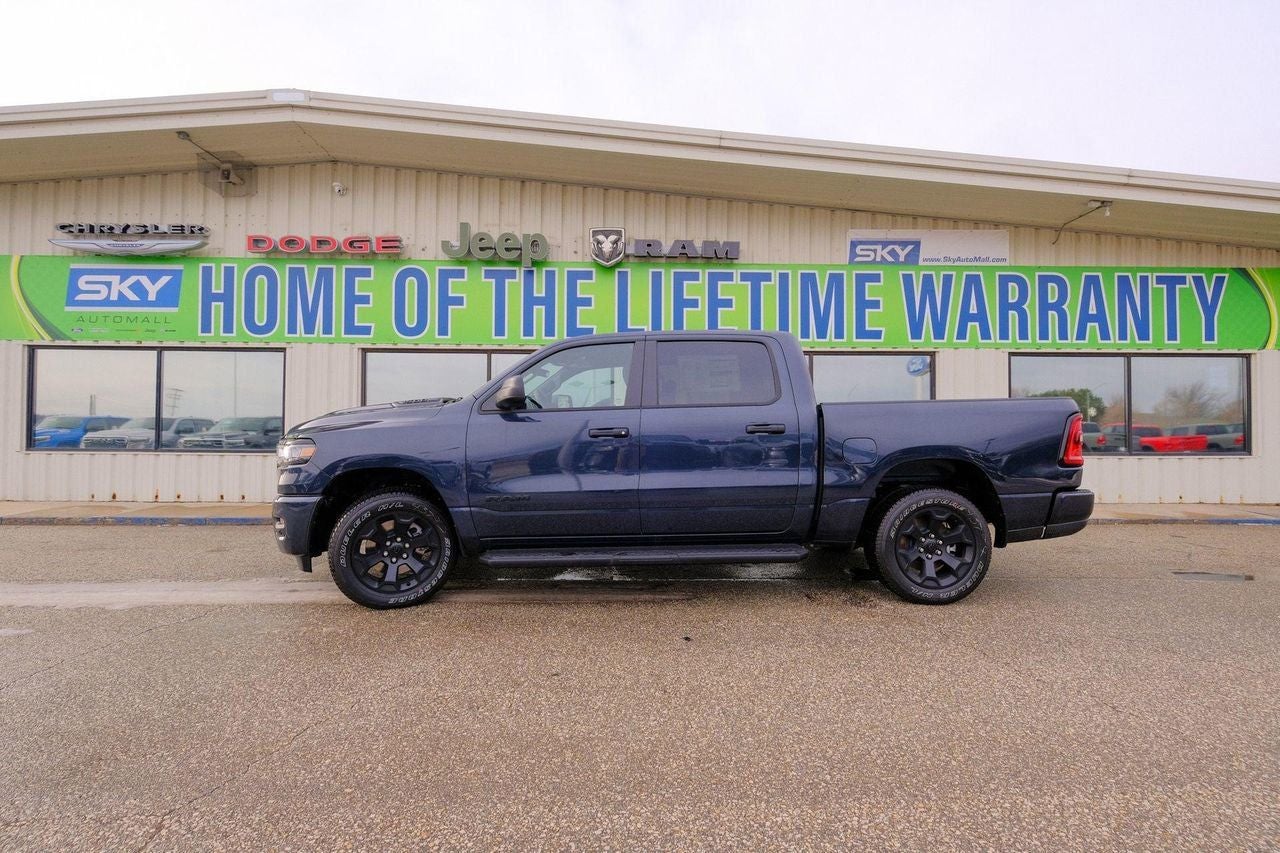 2025 RAM 1500 Tradesman Crew Cab 4x4 5'7' Box