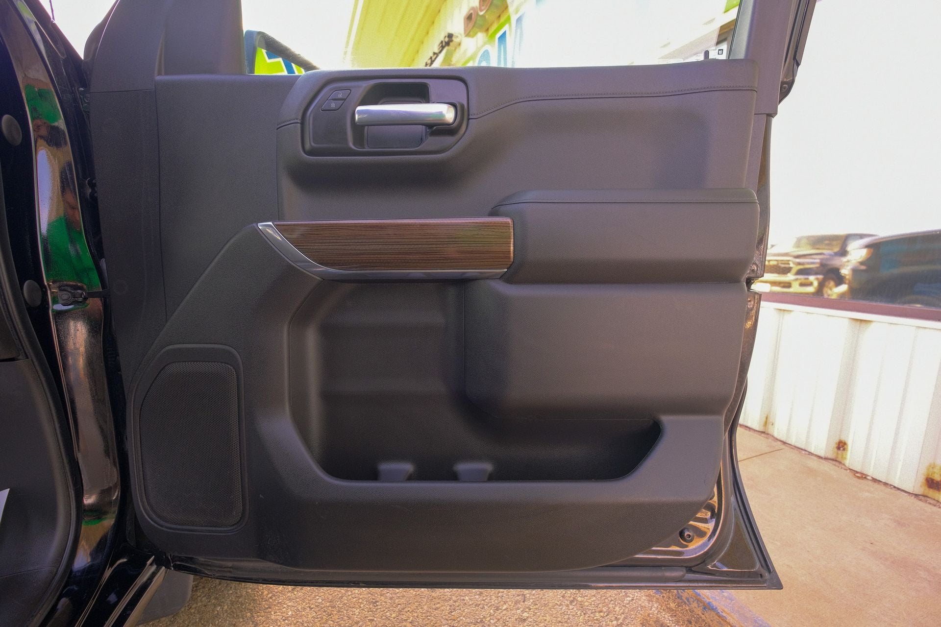 2021 Chevrolet Silverado 1500 2WD Crew Cab Short Bed LT