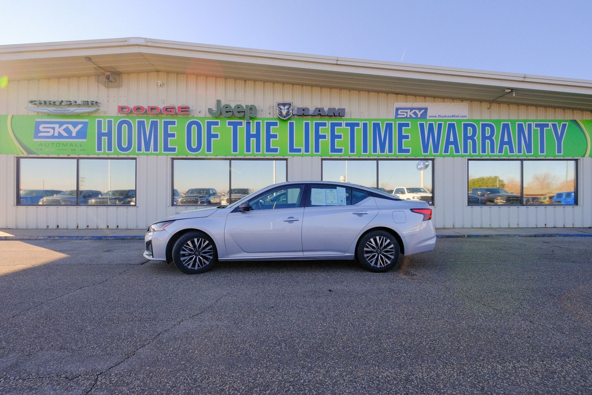 2024 Nissan Altima SV FWD