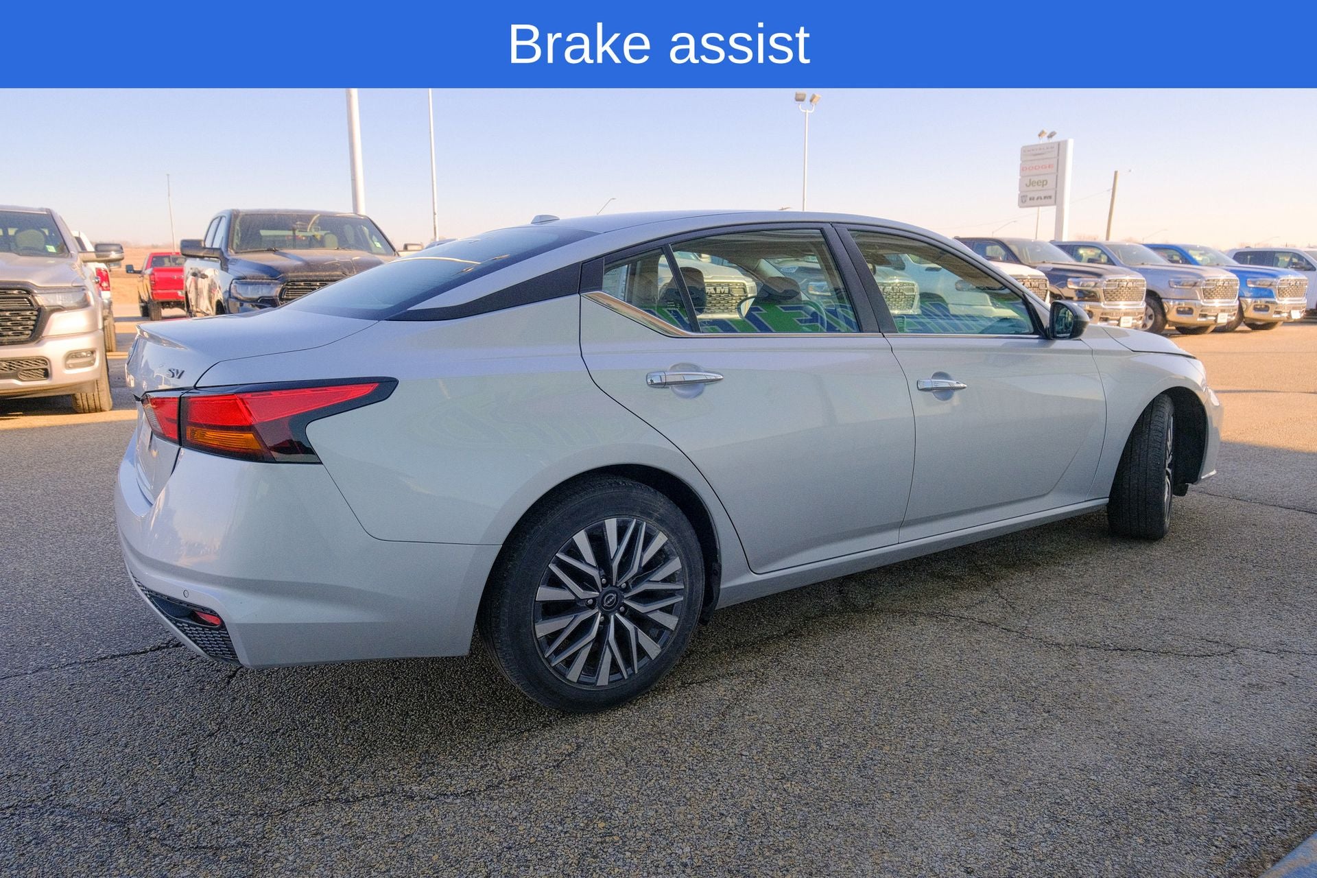 2024 Nissan Altima SV FWD