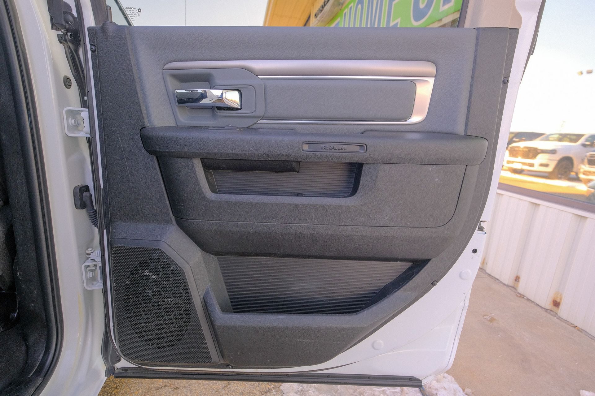 2023 RAM 1500 Classic SLT Crew Cab 4x4 5'7' Box