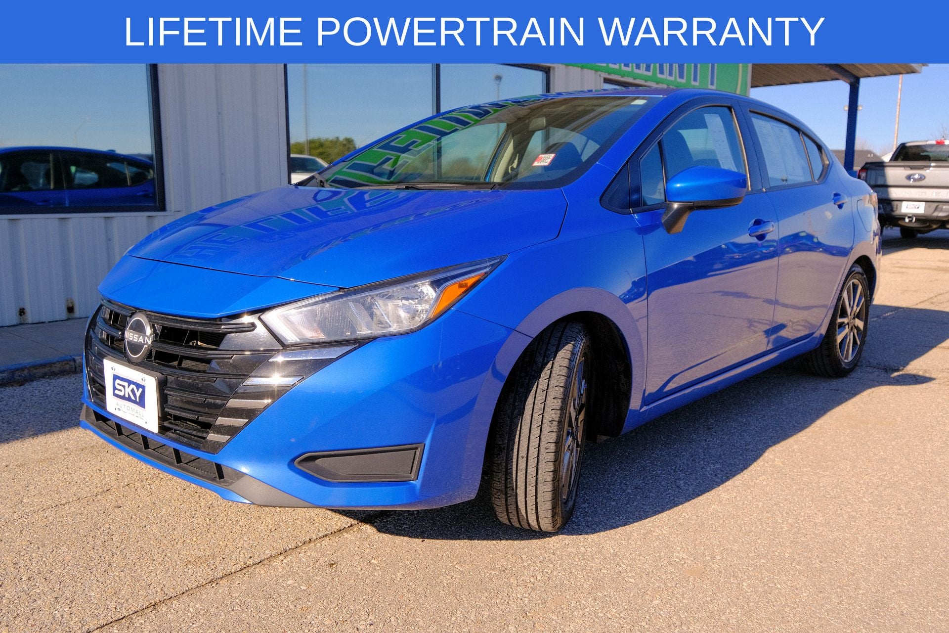 2023 Nissan Versa Sedan SV