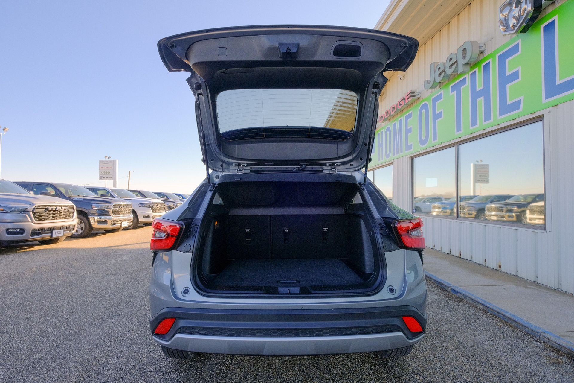 2025 Chevrolet Trax FWD LT