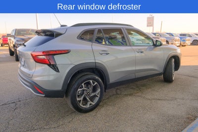 2025 Chevrolet Trax FWD LT