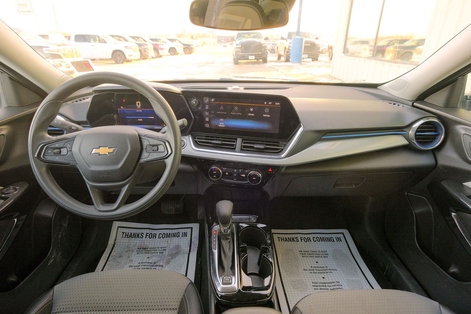 2025 Chevrolet Trax FWD LT