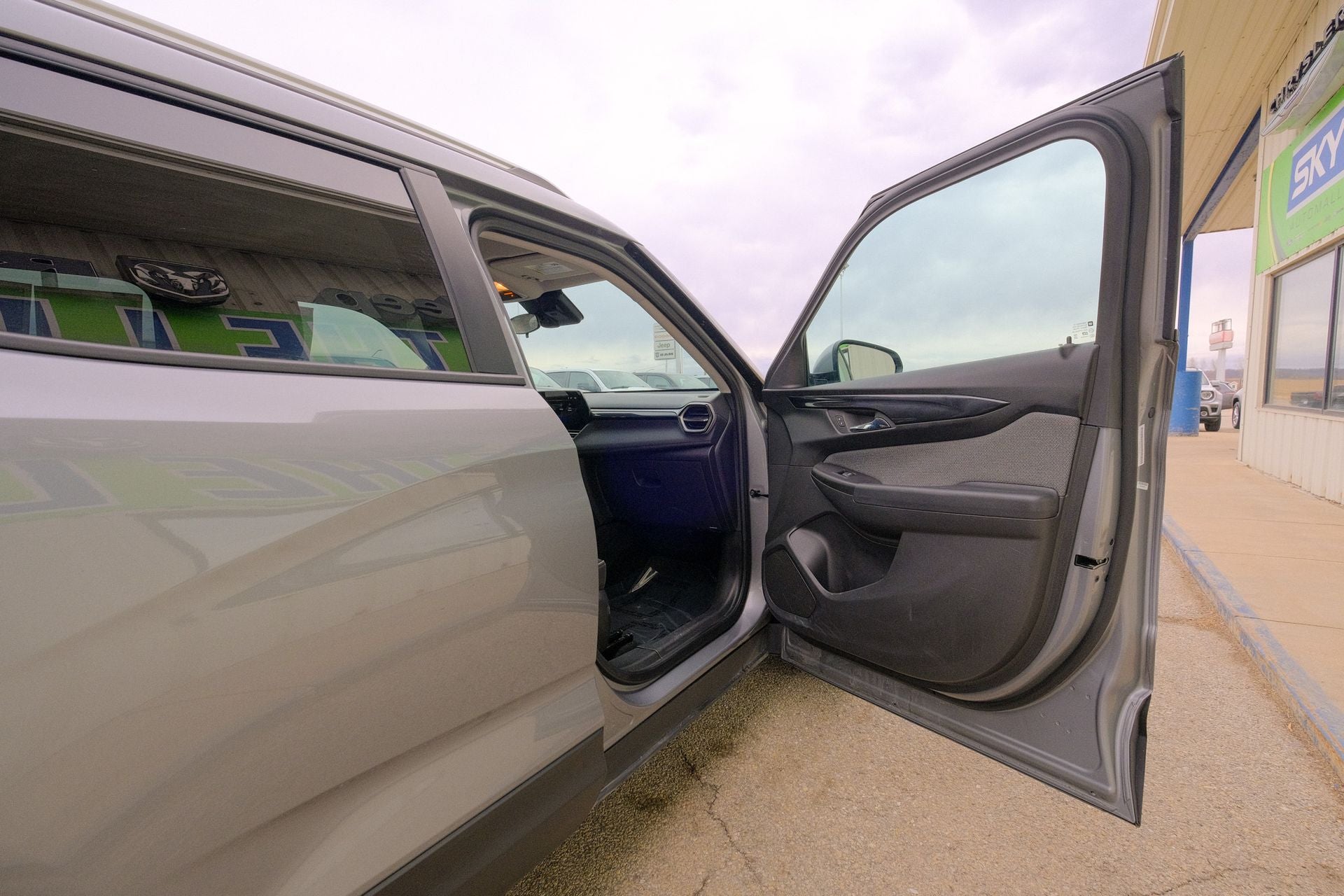 2025 Chevrolet Trailblazer FWD LT