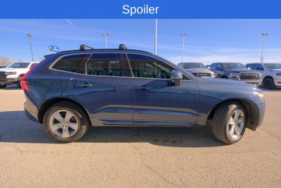 2022 Volvo XC60 B5 Momentum