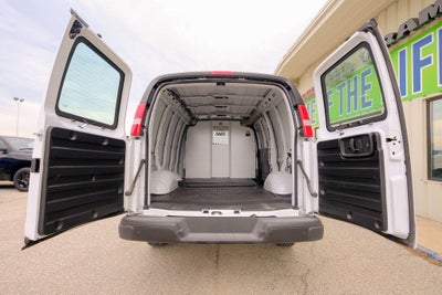 2025 Chevrolet Express 2500 Work Van Cargo