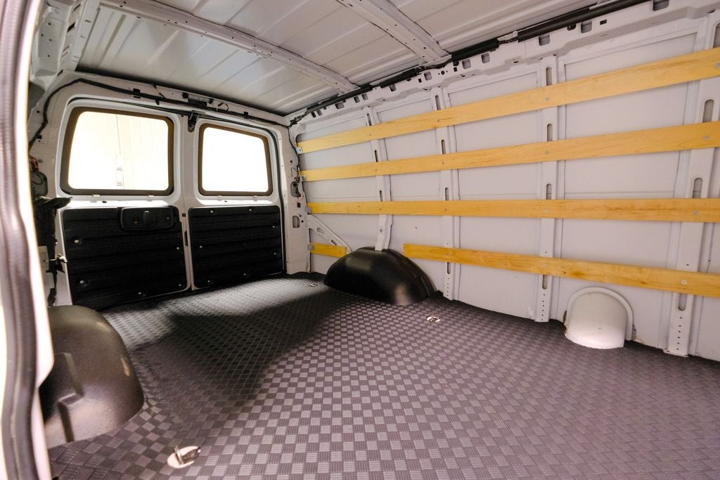 2024 GMC Savana 2500 Work Van